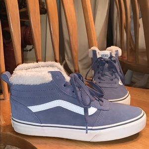 Vans ward hi MTE sneakers Women’s size 8